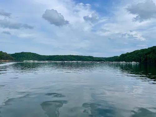 Lake Cumberland wide view